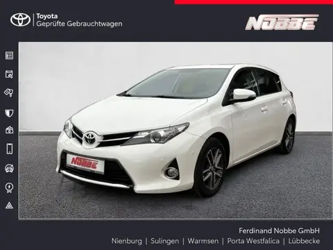 Used TOYOTA AURIS Petrol 2015 Ad 