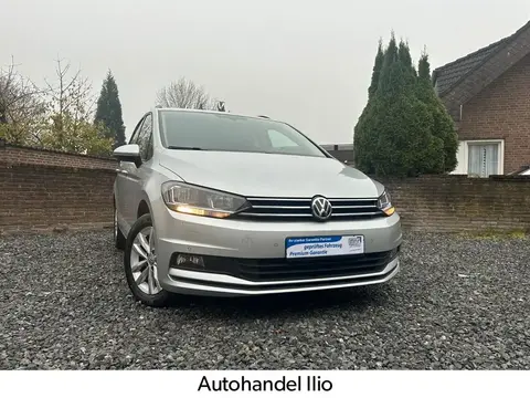 Used VOLKSWAGEN TOURAN Diesel 2018 Ad 