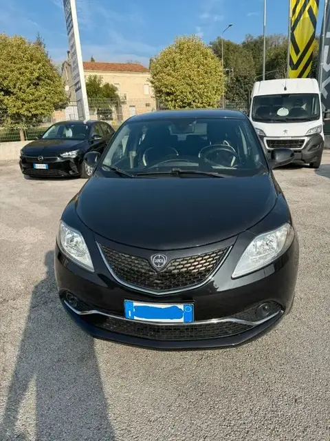 Annonce LANCIA YPSILON Diesel 2017 d'occasion 