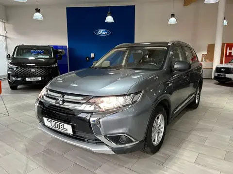 Used MITSUBISHI OUTLANDER Petrol 2017 Ad 