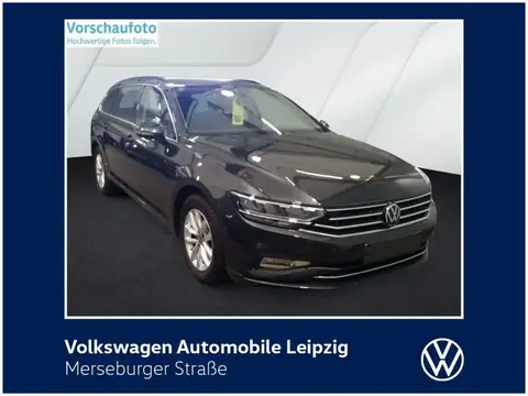 Used VOLKSWAGEN PASSAT Petrol 2024 Ad 