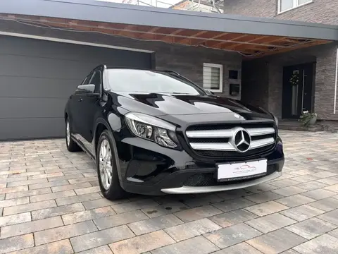 Used MERCEDES-BENZ CLASSE GLA Petrol 2016 Ad 