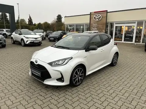 Used TOYOTA YARIS Hybrid 2021 Ad 