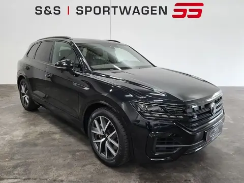 Used VOLKSWAGEN TOUAREG Hybrid 2020 Ad 