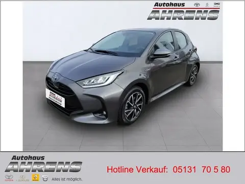 Used TOYOTA YARIS Hybrid 2021 Ad 