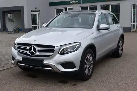 Used MERCEDES-BENZ CLASSE GLC Petrol 2017 Ad 