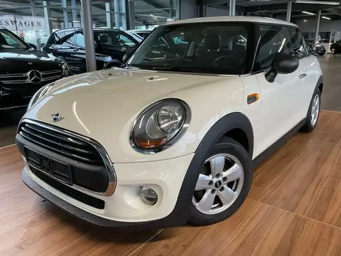 Used MINI ONE Petrol 2016 Ad 