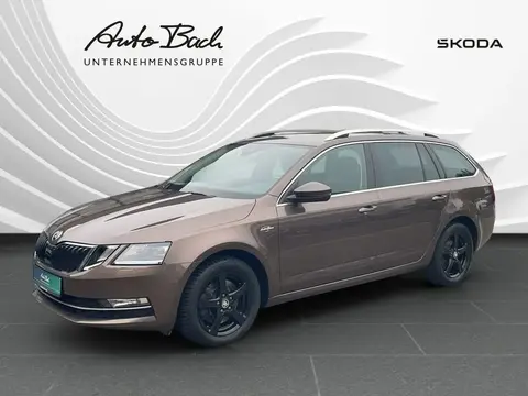 Used SKODA OCTAVIA Petrol 2018 Ad 