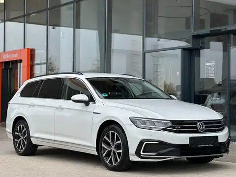 Used VOLKSWAGEN PASSAT Hybrid 2020 Ad 