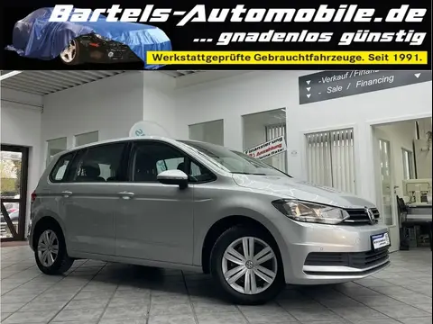 Used VOLKSWAGEN TOURAN Petrol 2016 Ad 