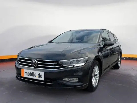 Used VOLKSWAGEN PASSAT Petrol 2024 Ad 