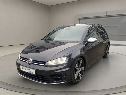 Used VOLKSWAGEN GOLF Petrol 2016 Ad 