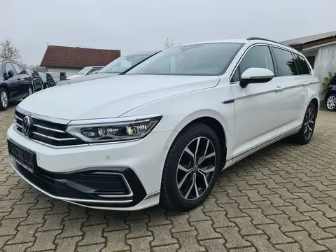 Used VOLKSWAGEN PASSAT Hybrid 2021 Ad 