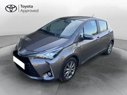 Used TOYOTA YARIS Hybrid 2017 Ad 