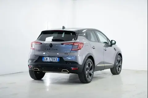 Used RENAULT CAPTUR Hybrid 2023 Ad 