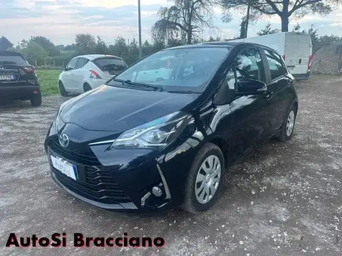 Used TOYOTA YARIS Hybrid 2019 Ad 