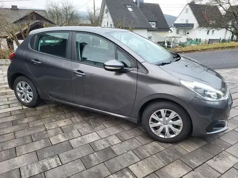 Used PEUGEOT 208 Petrol 2019 Ad 