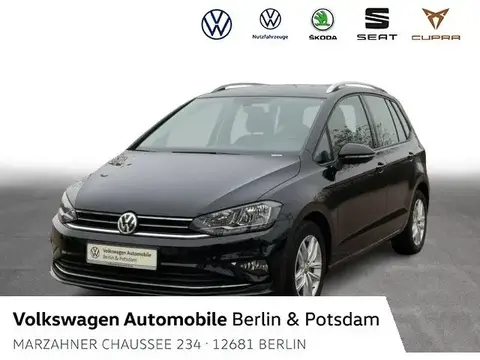 Used VOLKSWAGEN GOLF Petrol 2020 Ad 