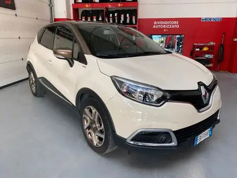 Used RENAULT CAPTUR Diesel 2015 Ad 