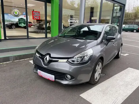 Used RENAULT CLIO Petrol 2016 Ad 