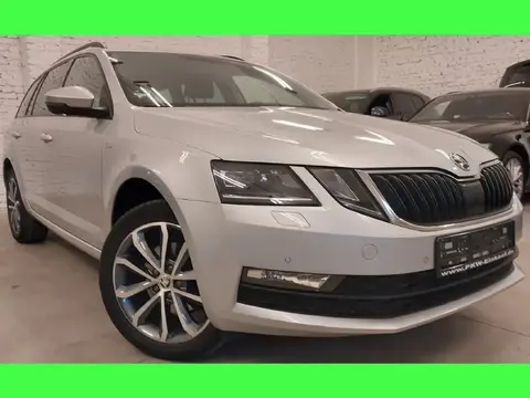 Used SKODA OCTAVIA Petrol 2019 Ad 