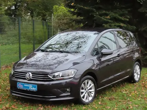 Used VOLKSWAGEN GOLF Petrol 2015 Ad 