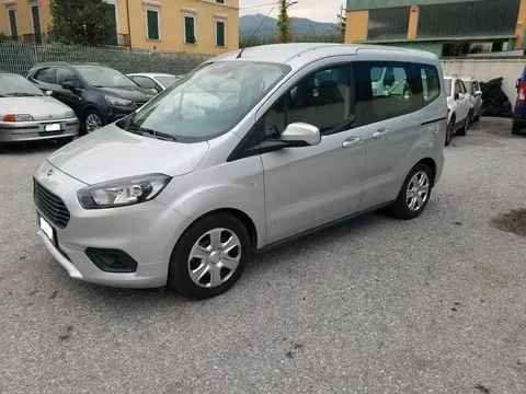 Used FORD TOURNEO Petrol 2018 Ad 