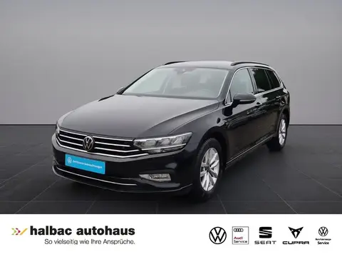 Used VOLKSWAGEN PASSAT Petrol 2024 Ad 