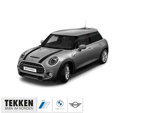 Used MINI COOPER Petrol 2018 Ad 