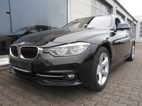 Used BMW SERIE 3 Petrol 2018 Ad 