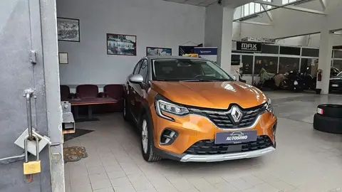 Used RENAULT CAPTUR Hybrid 2022 Ad 