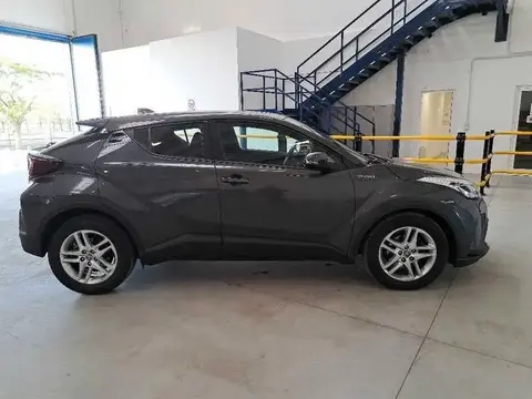 Used TOYOTA C-HR Hybrid 2020 Ad 