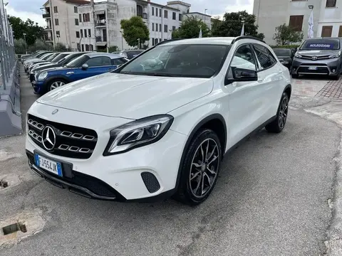 Annonce MERCEDES-BENZ CLASSE GLA Diesel 2017 d'occasion 