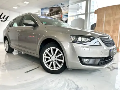 Used SKODA OCTAVIA Petrol 2017 Ad 