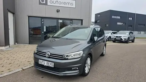 Used VOLKSWAGEN TOURAN Diesel 2017 Ad 