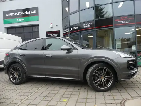 Used PORSCHE CAYENNE Hybrid 2021 Ad 