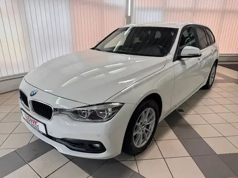 Used BMW SERIE 3 Petrol 2015 Ad 