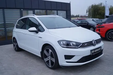 Used VOLKSWAGEN GOLF Petrol 2015 Ad 