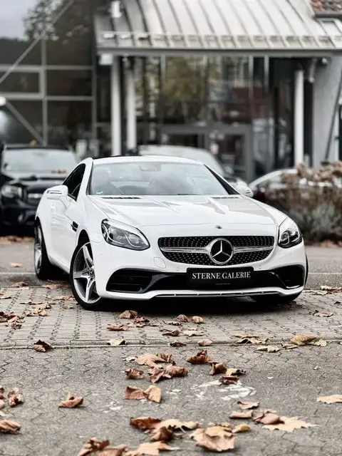 Used MERCEDES-BENZ CLASSE SLC Petrol 2018 Ad 