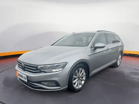 Used VOLKSWAGEN PASSAT Petrol 2024 Ad 