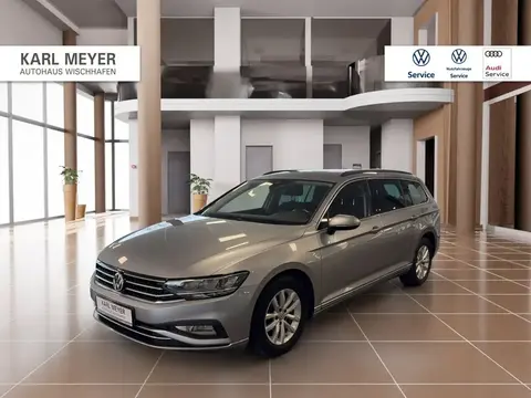 Used VOLKSWAGEN PASSAT Petrol 2019 Ad 