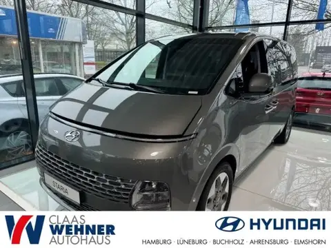 Used HYUNDAI STARIA Diesel 2024 Ad 