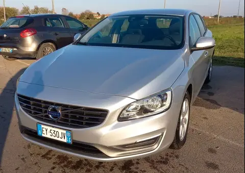 Used VOLVO V60 Diesel 2015 Ad 