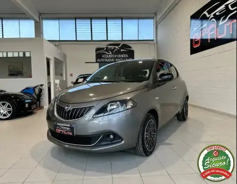 Annonce LANCIA YPSILON Hybride 2021 d'occasion 