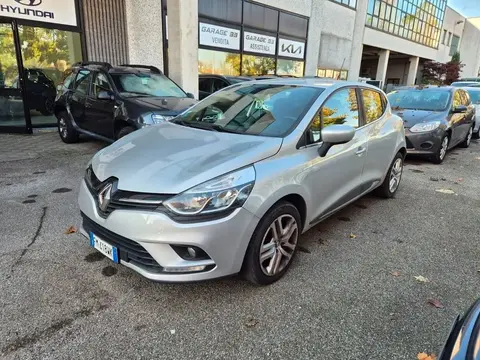 Used RENAULT CLIO LPG 2018 Ad 