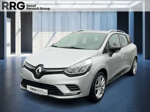 Used RENAULT CLIO Petrol 2022 Ad 