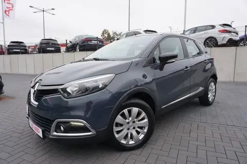 Used RENAULT CAPTUR Petrol 2017 Ad 