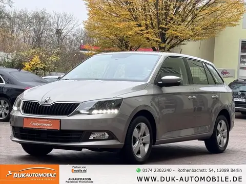 Used SKODA FABIA Petrol 2016 Ad 