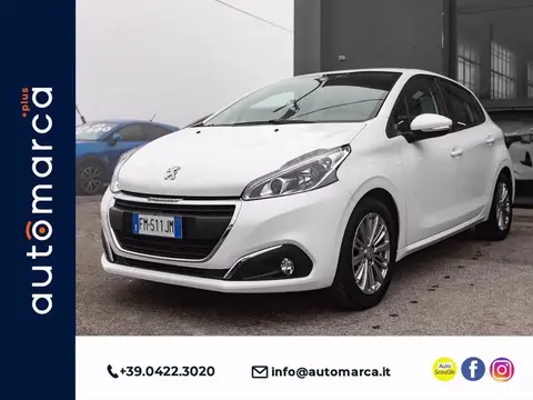 Used PEUGEOT 208 Petrol 2017 Ad 