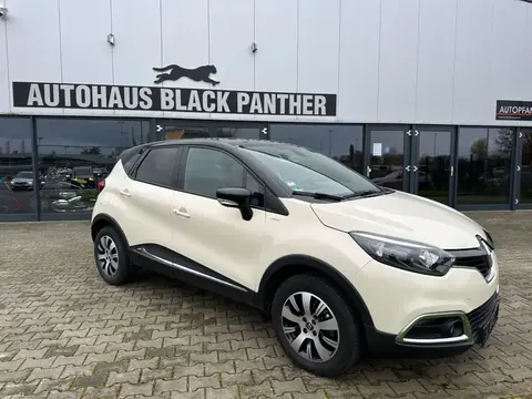 Used RENAULT CAPTUR Petrol 2017 Ad 